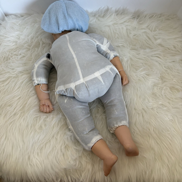 Reva Schick Baby Doll Reborn Style Realistic Newborn Vinyl Collector Doll - Picture 13 of 16